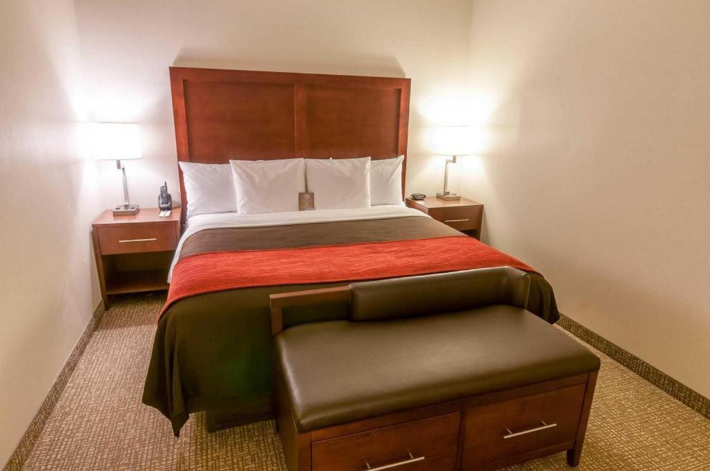 Comfort Quantico Hotel