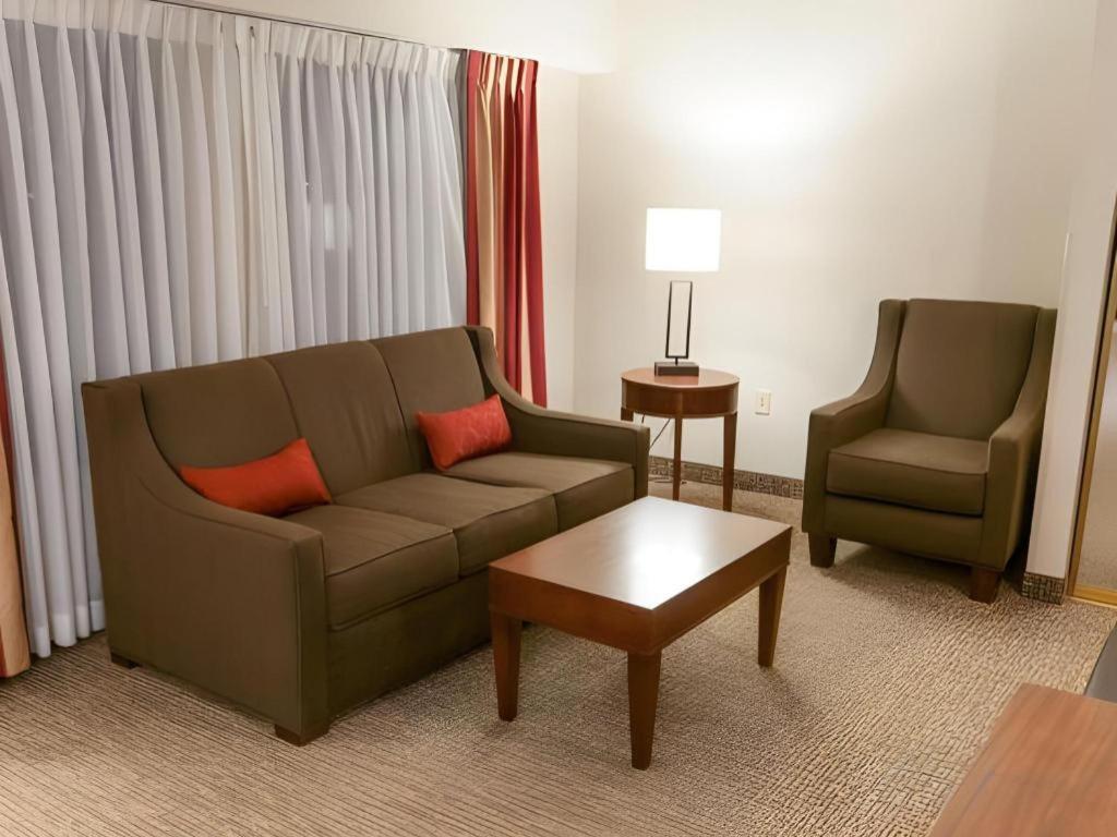Comfort Quantico