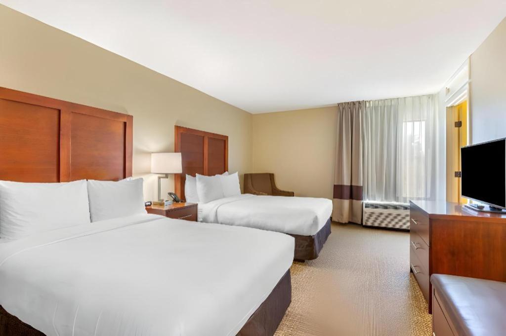 Comfort Quantico Hotel