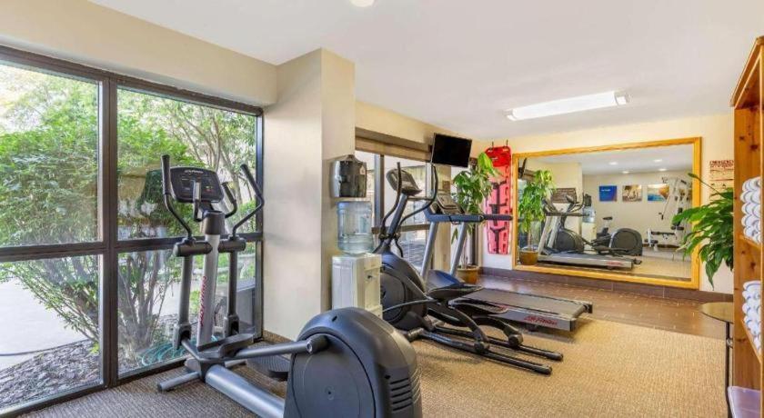 Comfort Quantico Hotel